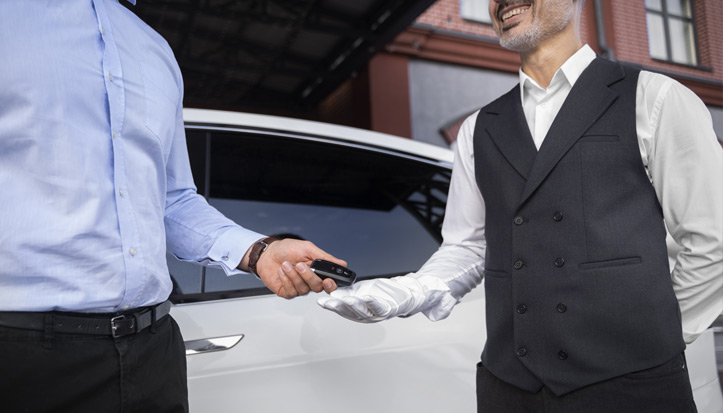 Hire a Professional driver with carchalak