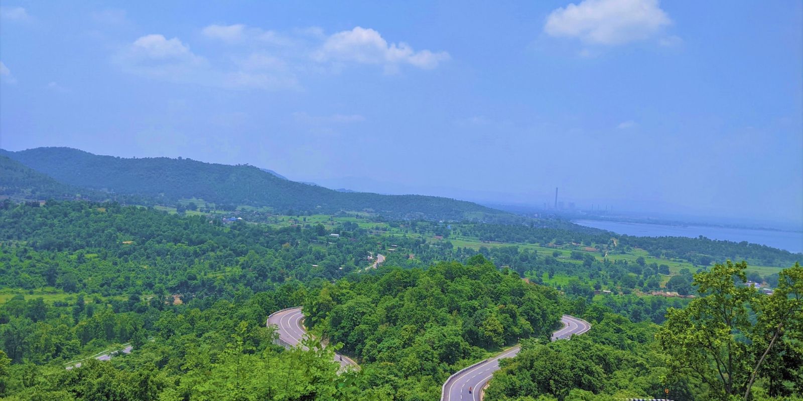 Off the Beaten Path: Exploring Jharkhand's Unique Landscapes with Online Drivers